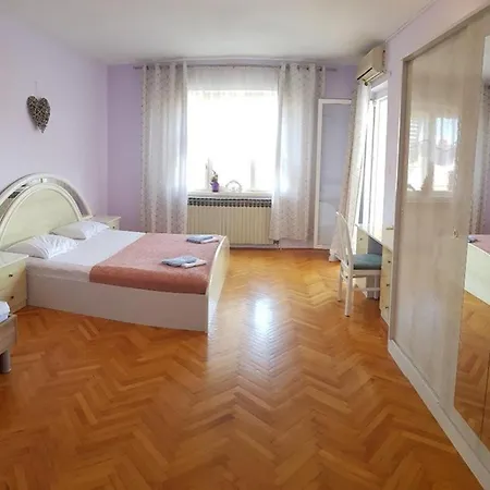 Silente * Makarská